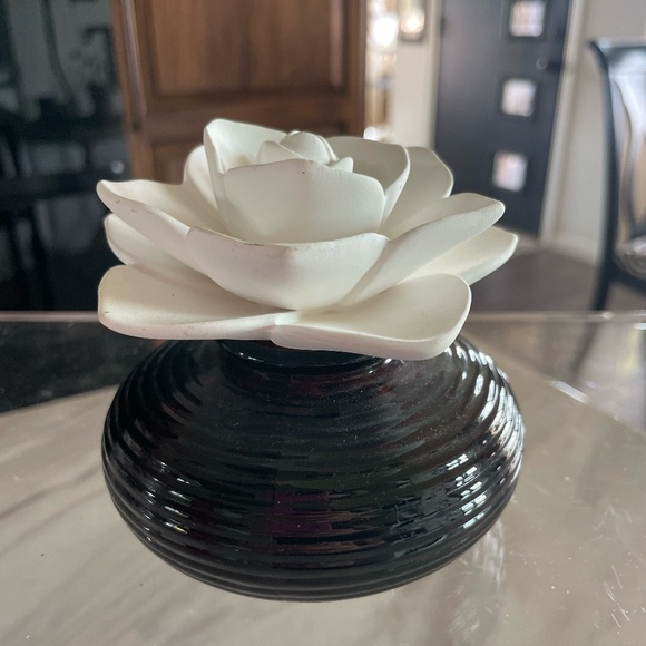 RETIRED PARTYLITE SCENTS OF AMBIANCE BLOOM DIFFUSER - Picture 3 of 10